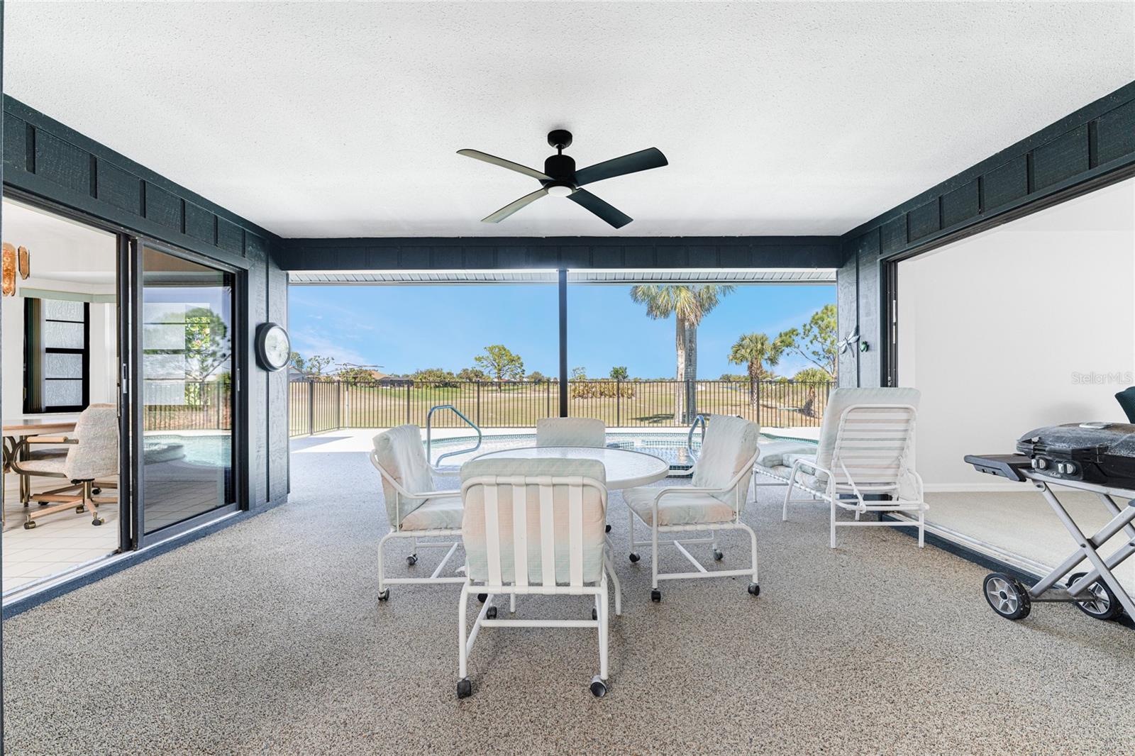 10 BUNKER RD, ROTONDA WEST, FL, 33947