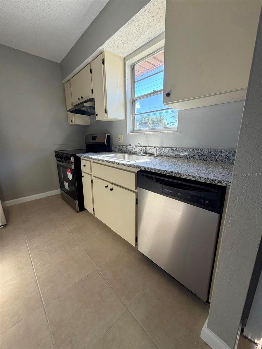 3103 RIVERSIDE DR #B, PUNTA GORDA, FL, 33950