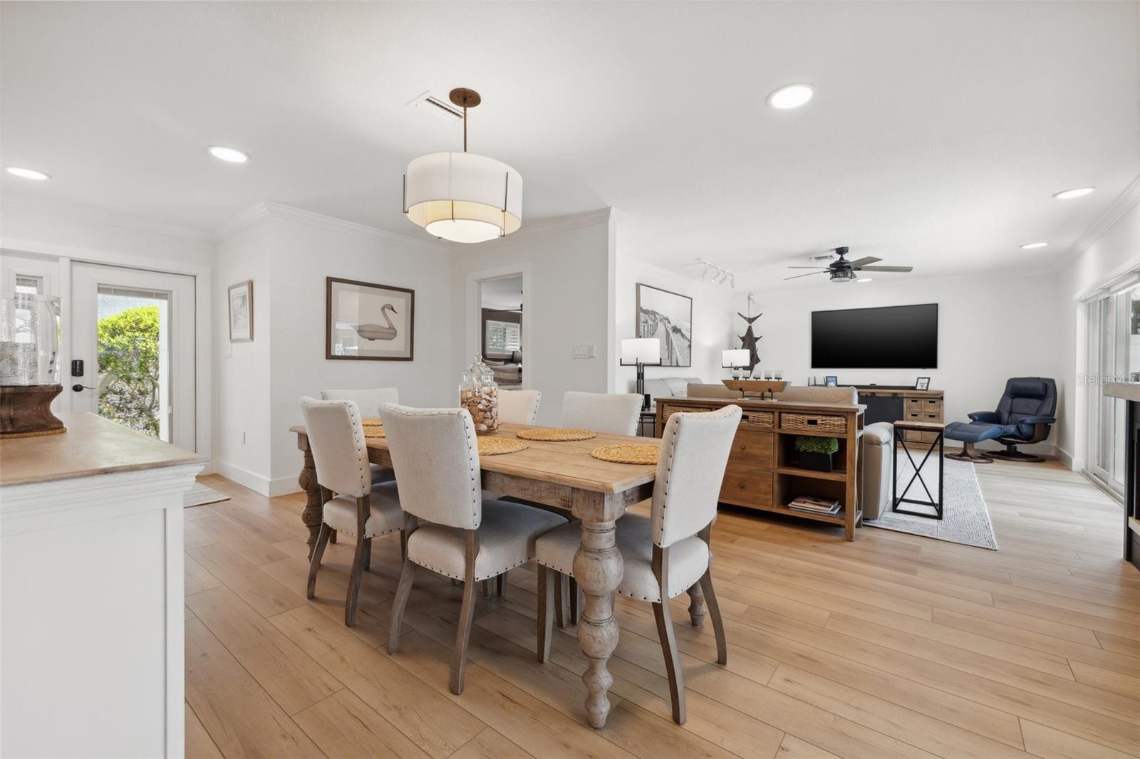 1424 47TH AVE NE, ST PETERSBURG, FL, 33703