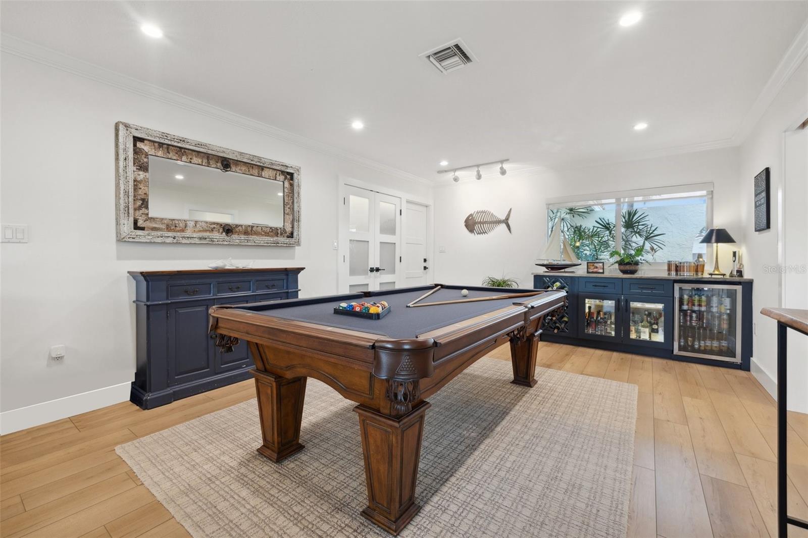 1424 47TH AVE NE, ST PETERSBURG, FL, 33703