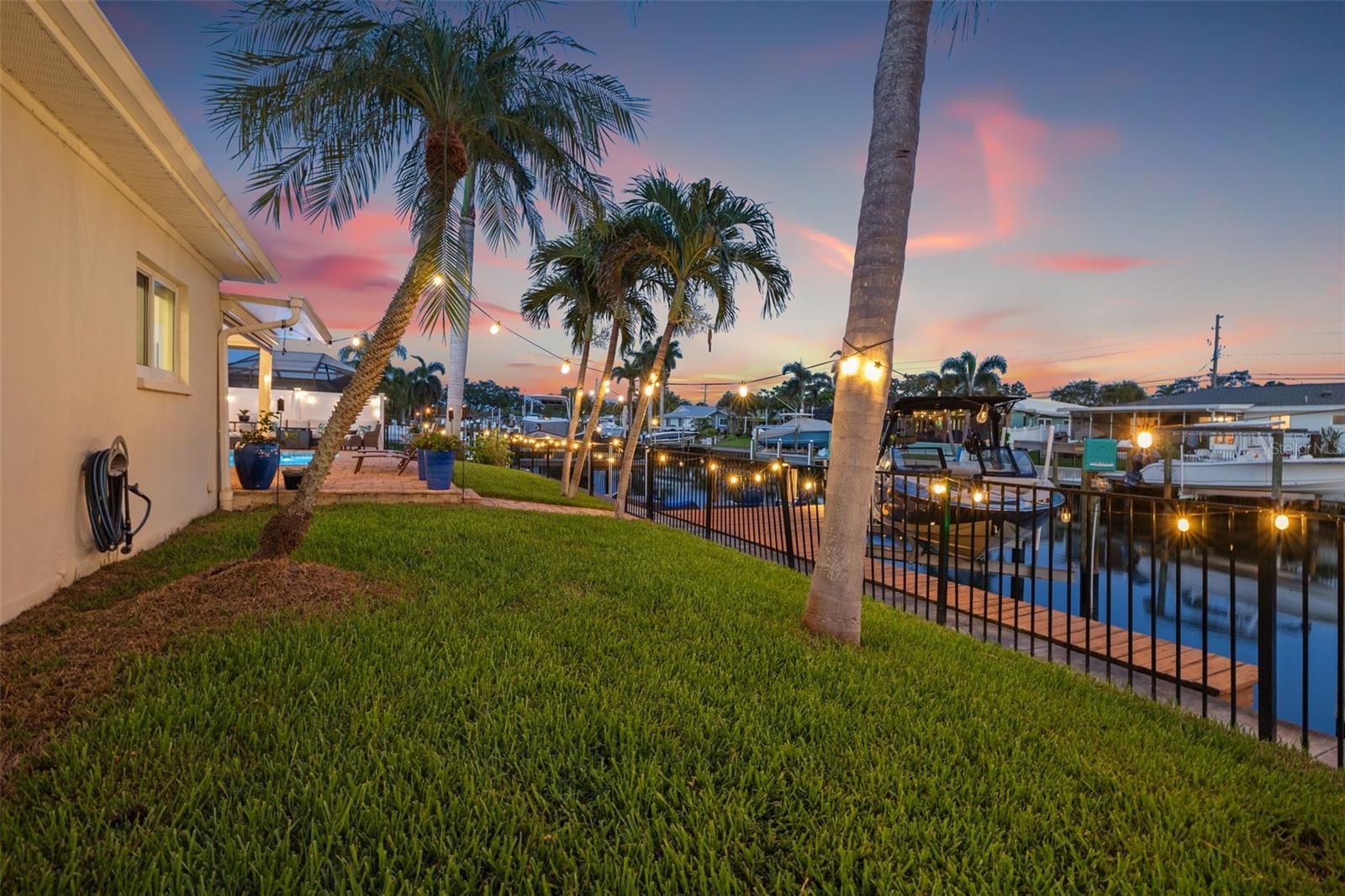 1424 47TH AVE NE, ST PETERSBURG, FL, 33703