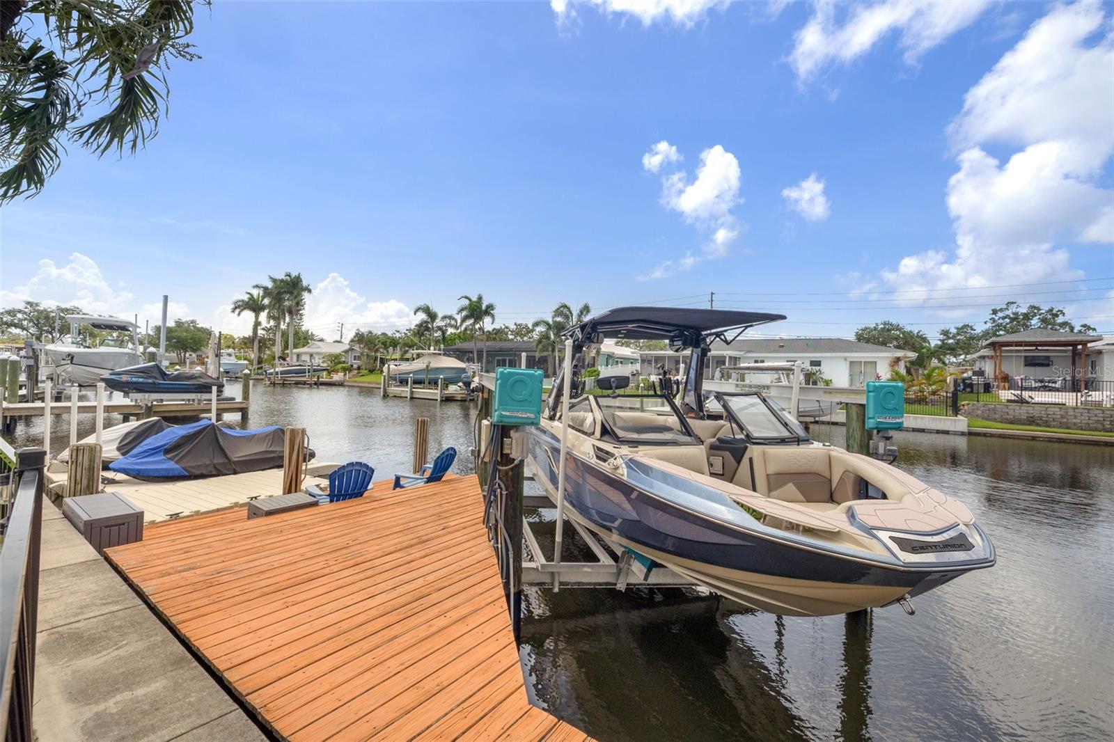 1424 47TH AVE NE, ST PETERSBURG, FL, 33703