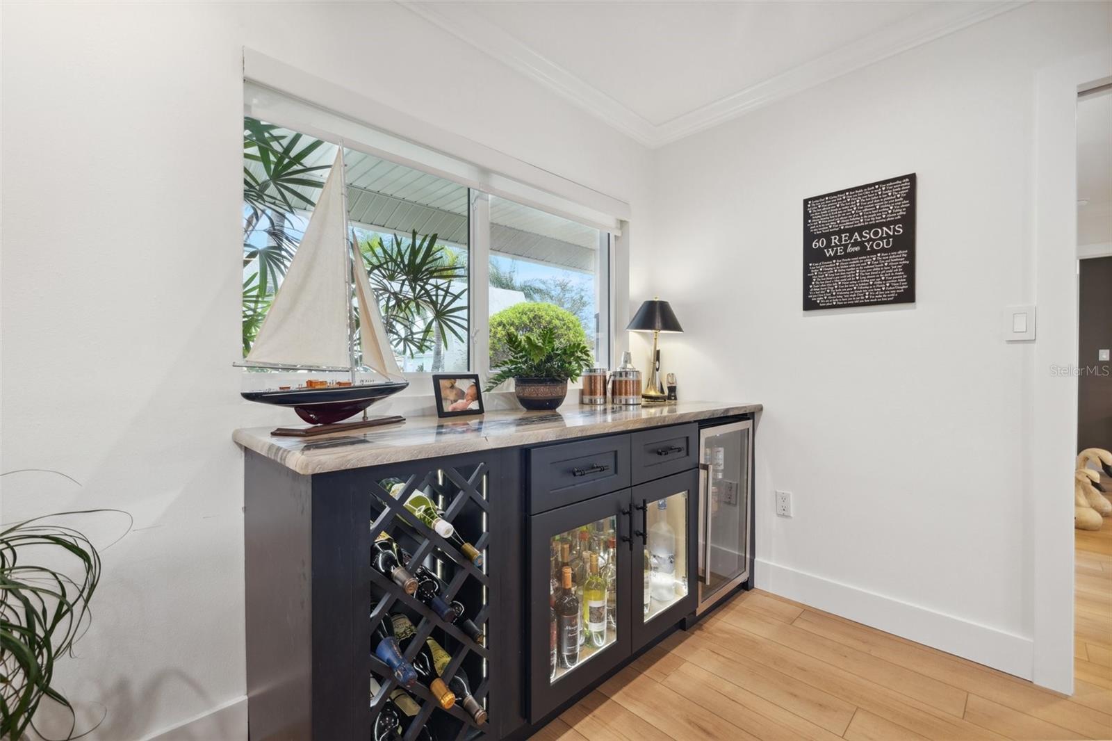 1424 47TH AVE NE, ST PETERSBURG, FL, 33703