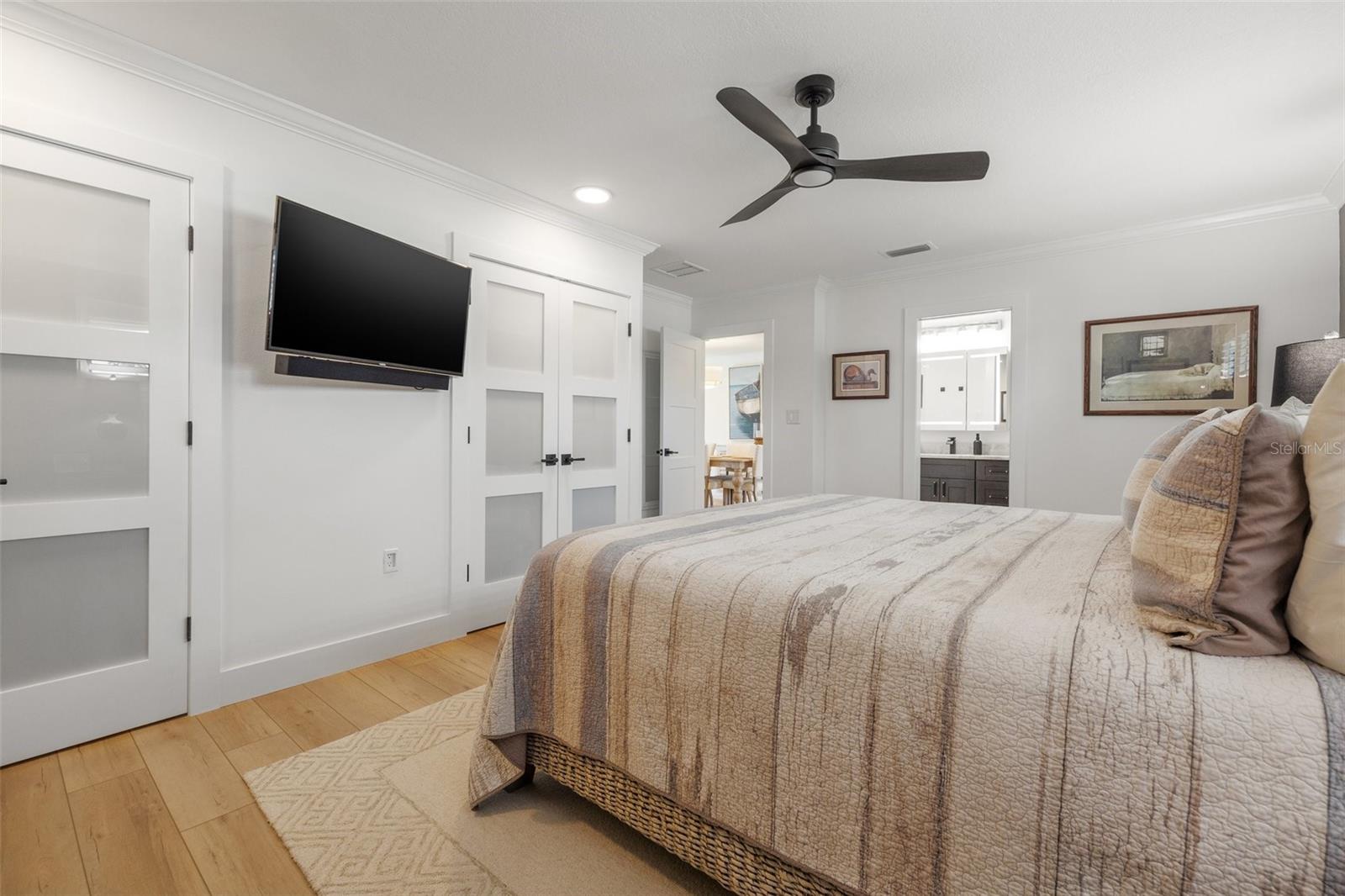 1424 47TH AVE NE, ST PETERSBURG, FL, 33703