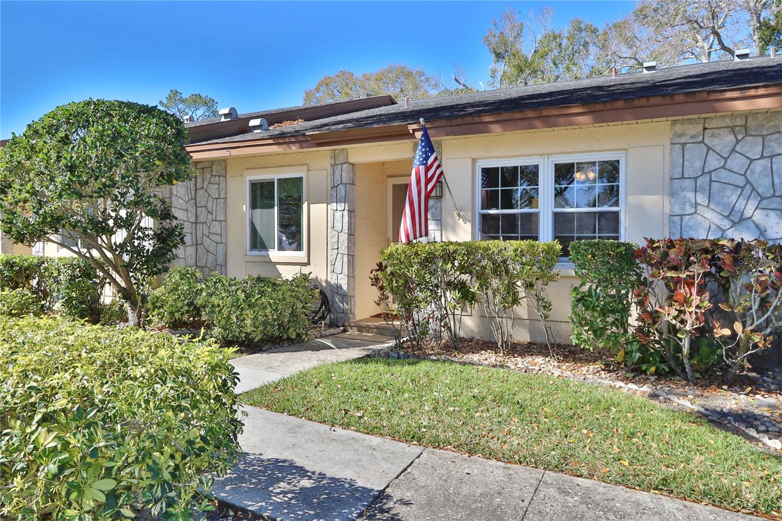 880 MACLAREN DR N #B, PALM HARBOR, FL, 34684