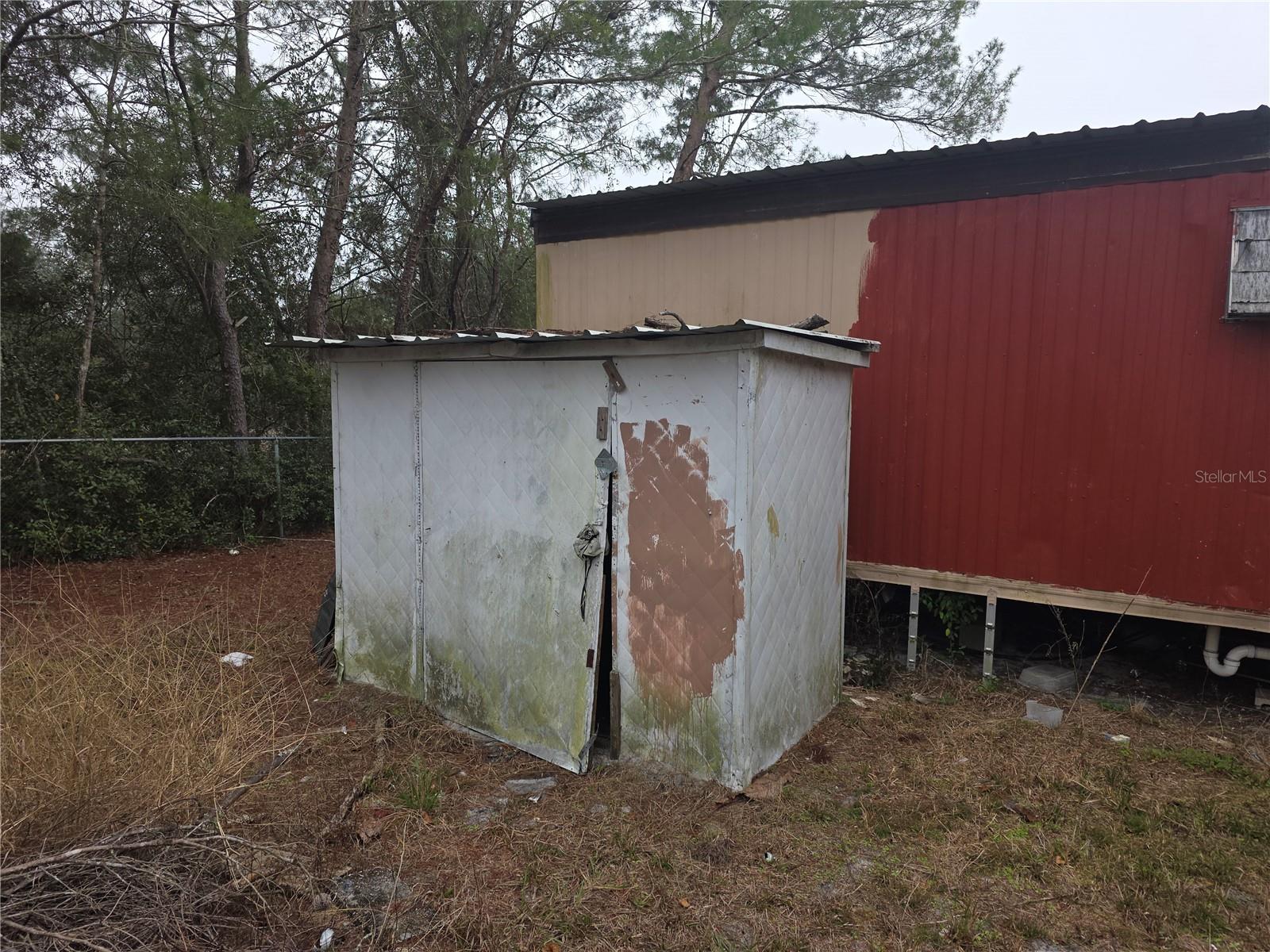 V4946973 Property Photo