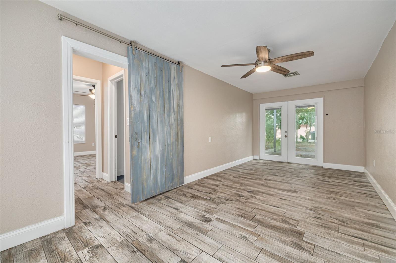 TB8468931 Property Photo