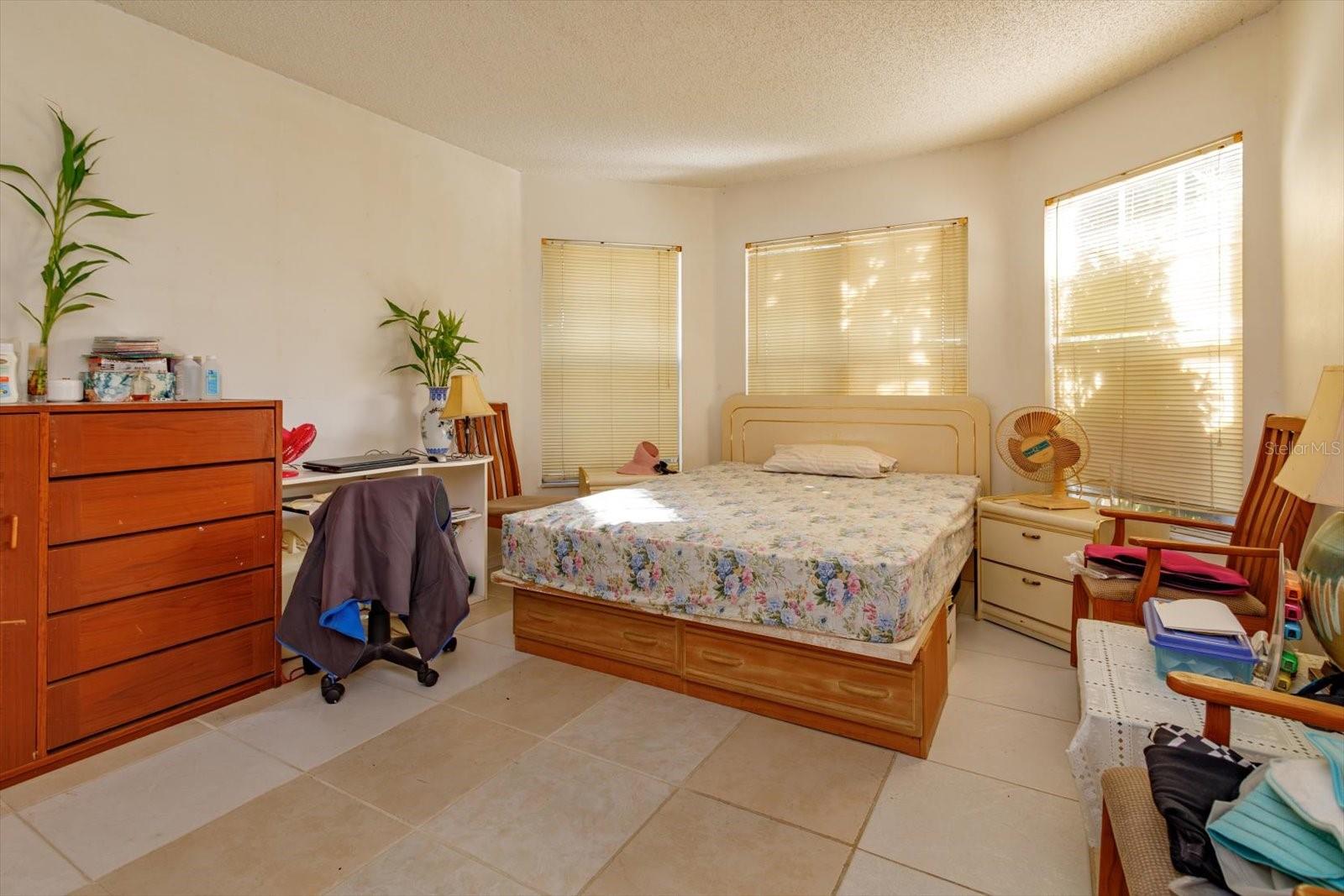 566 WECHSLER CIR, ORLANDO, FL, 32824