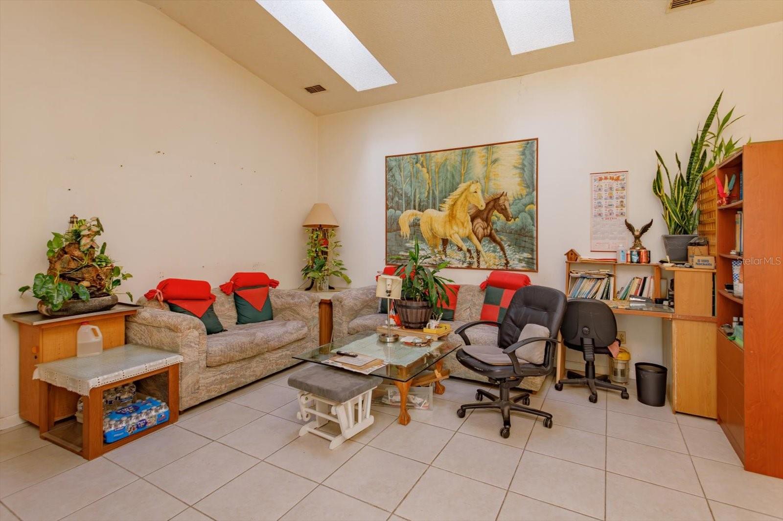 566 WECHSLER CIR, ORLANDO, FL, 32824