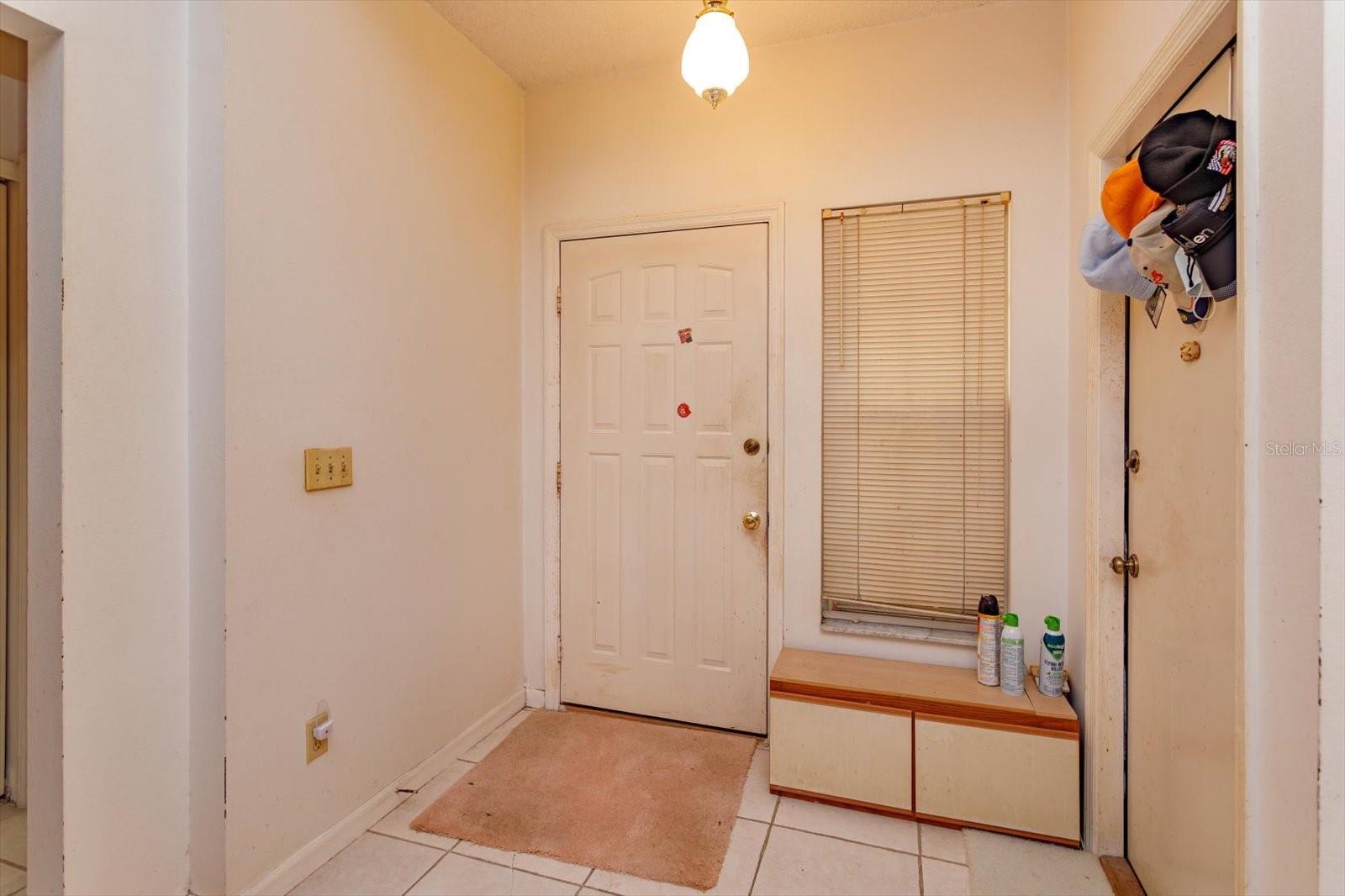 566 WECHSLER CIR, ORLANDO, FL, 32824