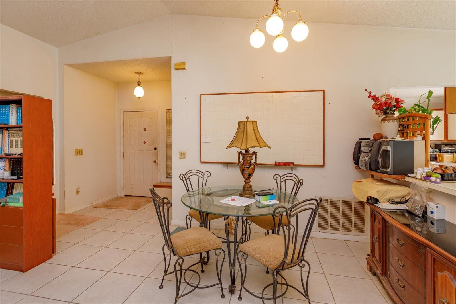 566 WECHSLER CIR, ORLANDO, FL, 32824