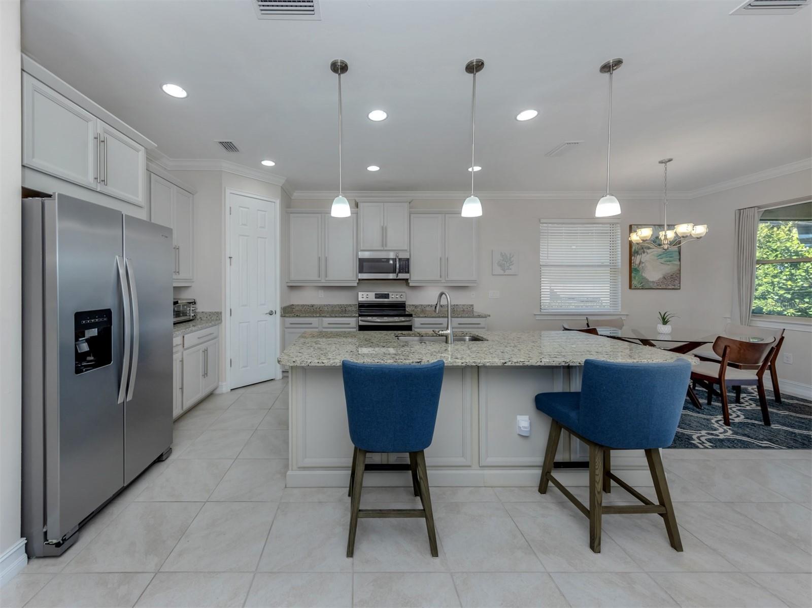 244 MARAVIYA BLVD, NOKOMIS, FL, 34275