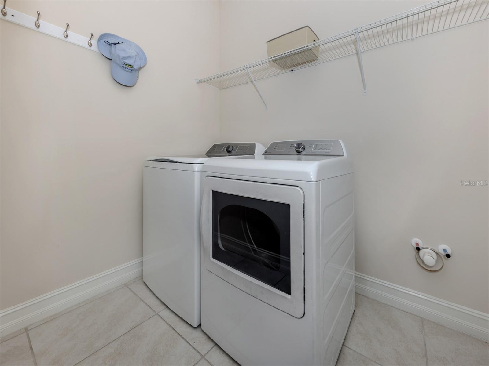 244 MARAVIYA BLVD, NOKOMIS, FL, 34275