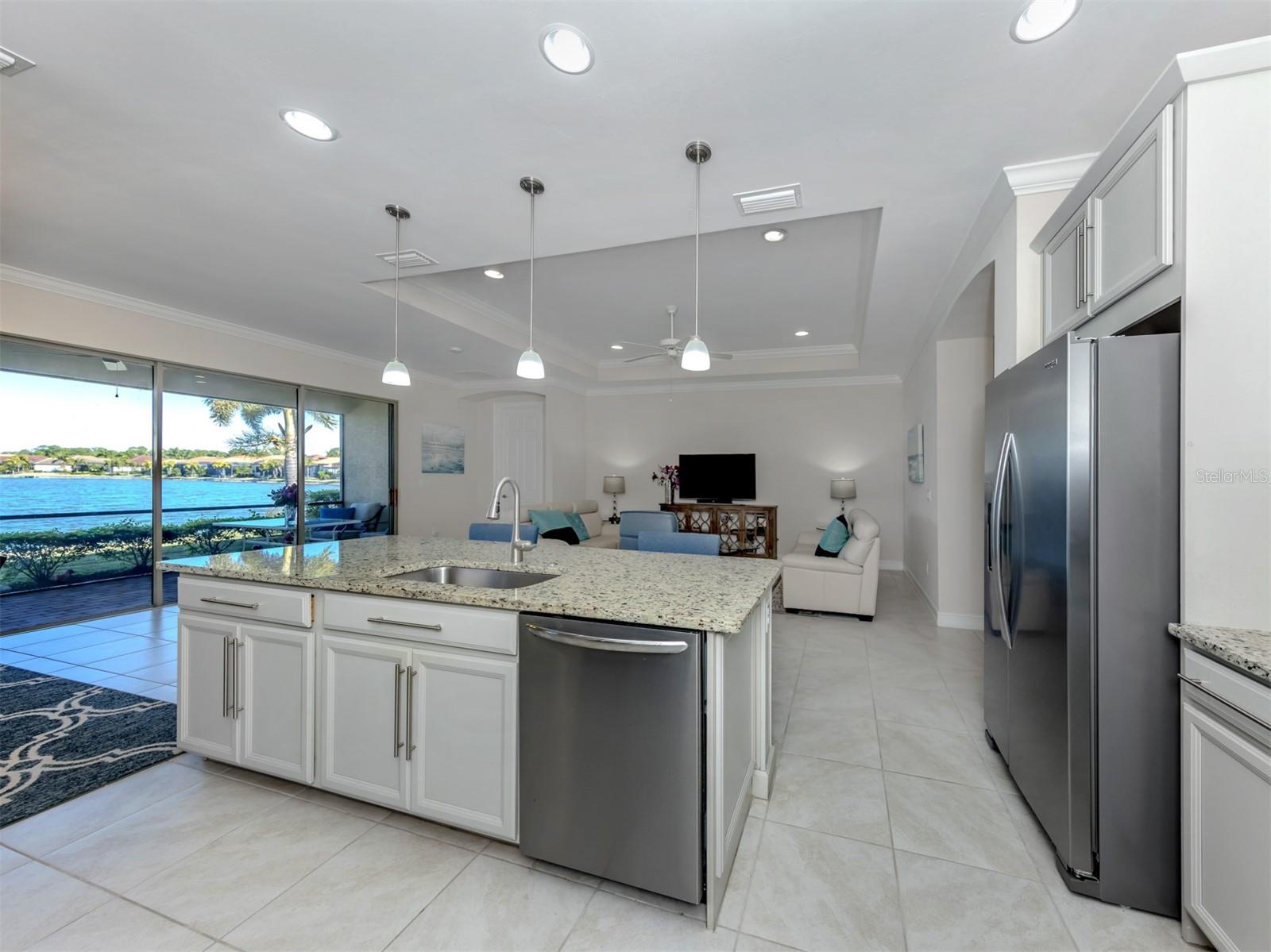 244 MARAVIYA BLVD, NOKOMIS, FL, 34275