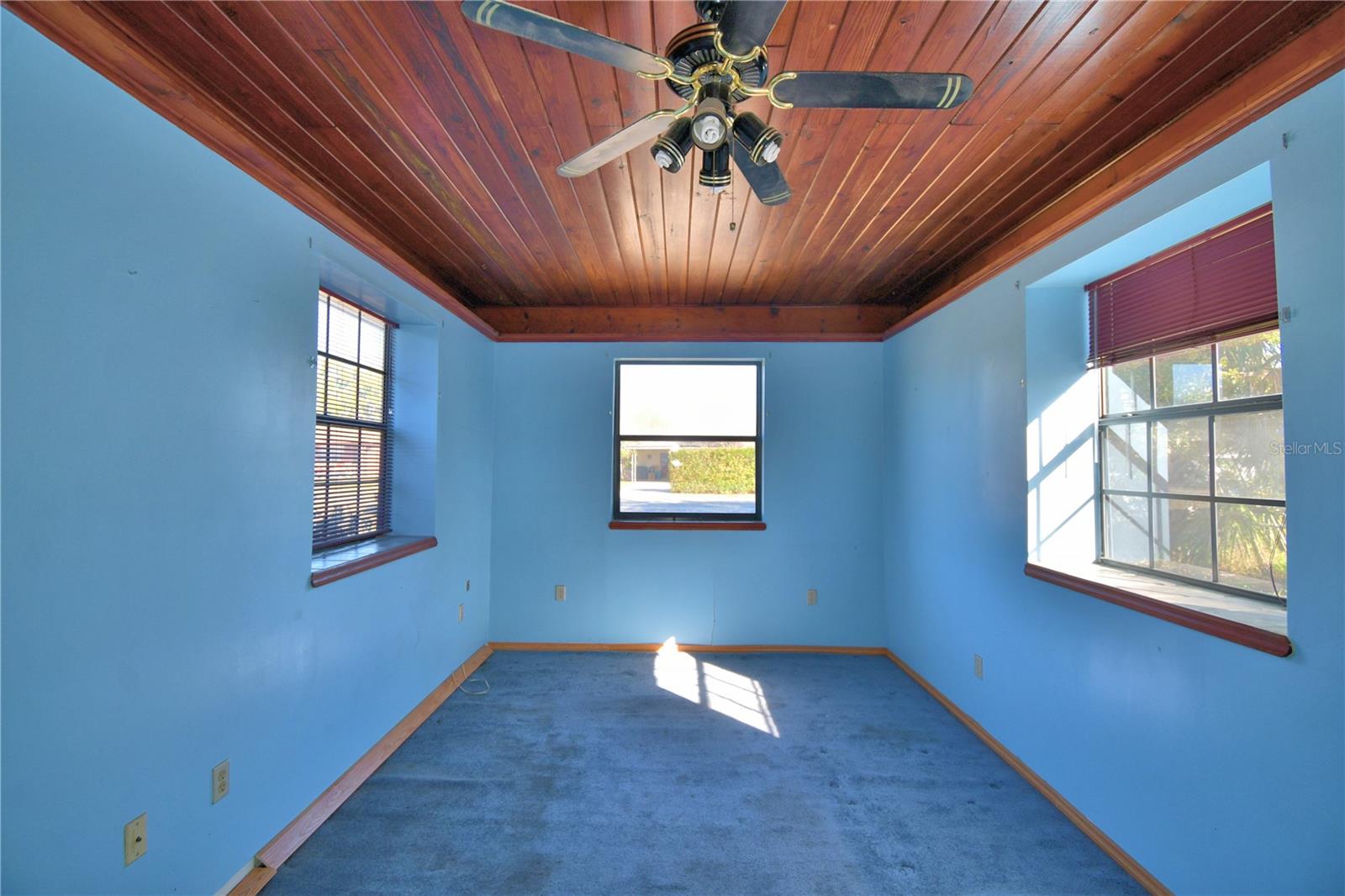 550 W PIERCE ST, LAKE ALFRED, FL, 33850