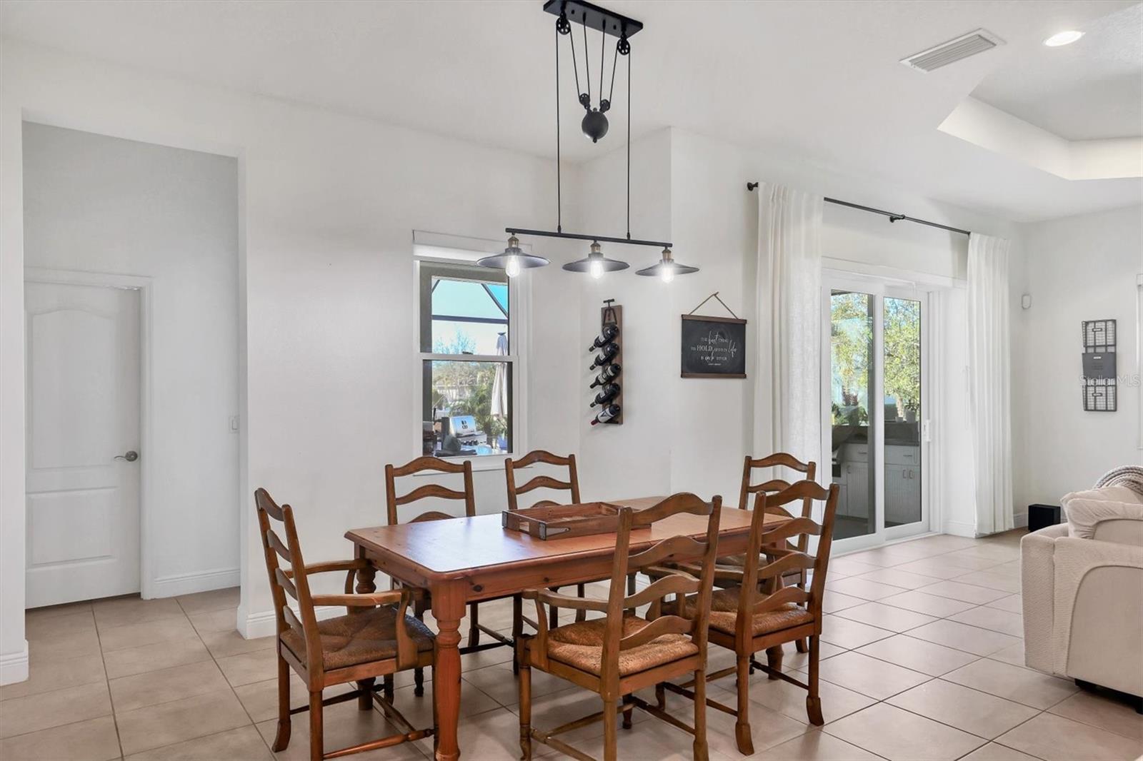 2006 RED LAKE RUN, BRADENTON, FL, 34211