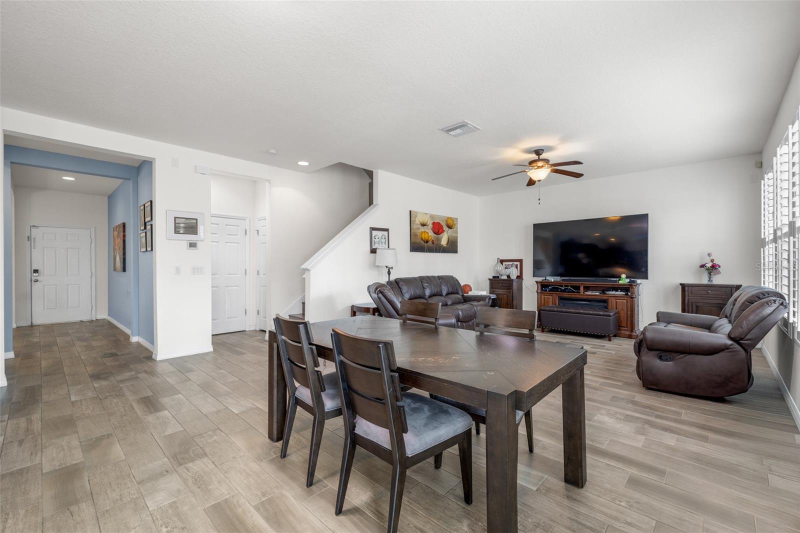 1565 FEATHER GRASS LOOP, LUTZ, FL, 33558