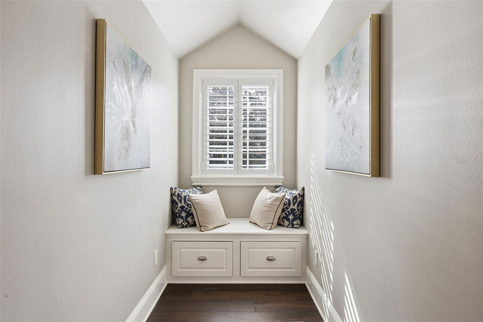 O6376953 Property Photo