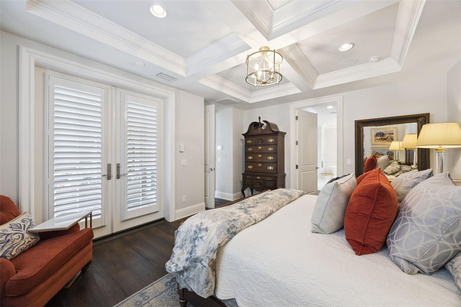 O6376953 Property Photo