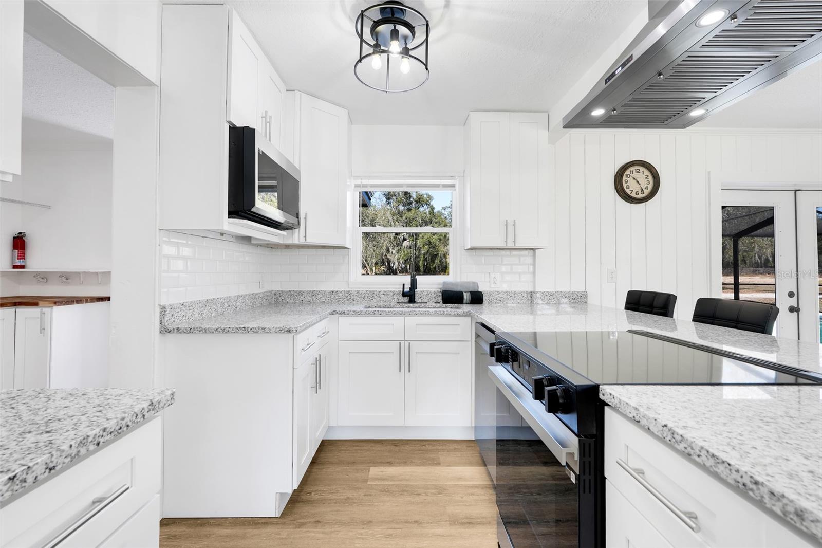 828 SAINT ANNE SHRINE RD, LAKE WALES, FL, 33898