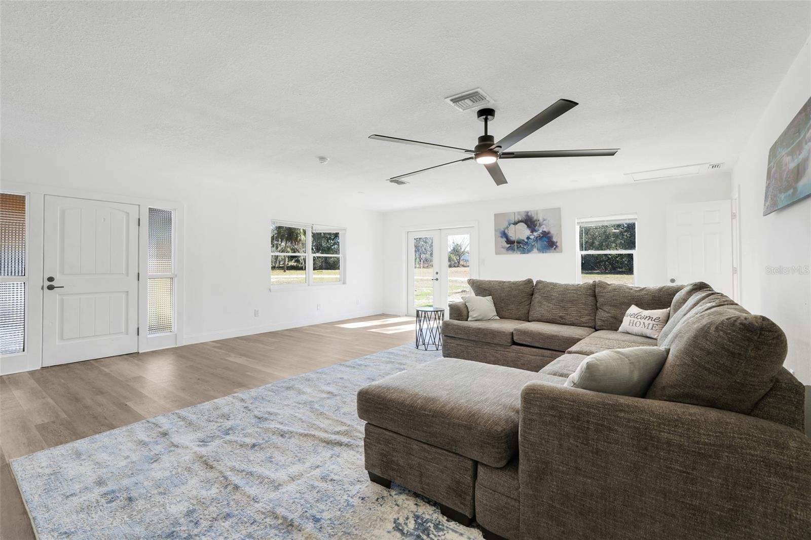 828 SAINT ANNE SHRINE RD, LAKE WALES, FL, 33898