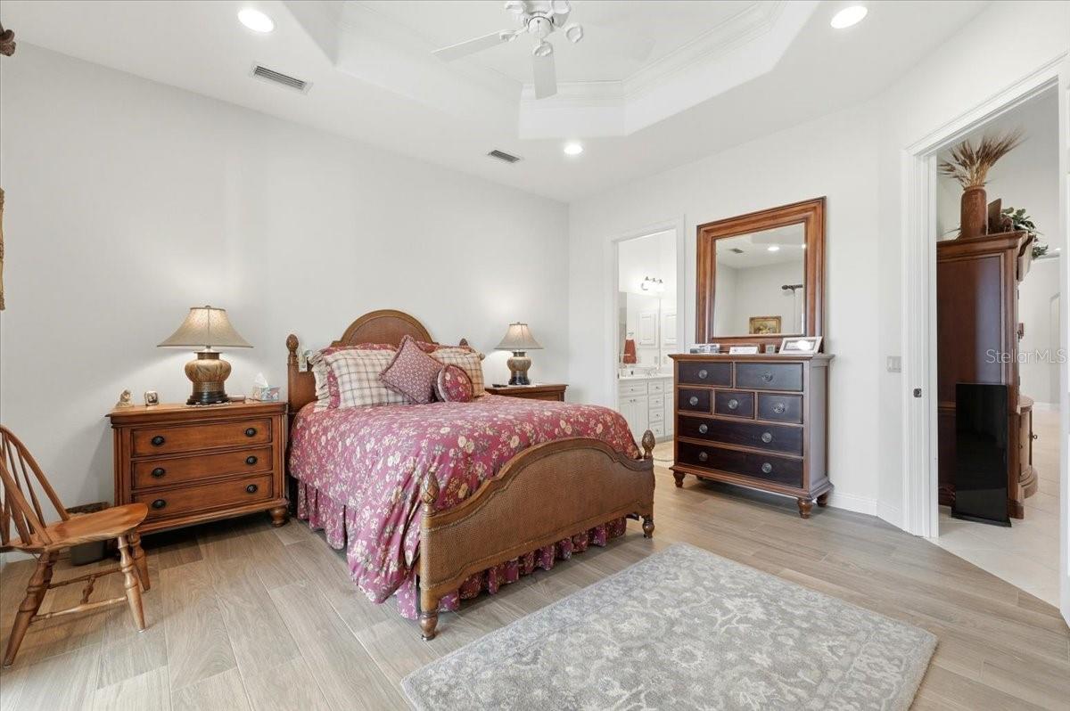 451 MOTORCOACH DR S, POLK CITY, FL, 33868