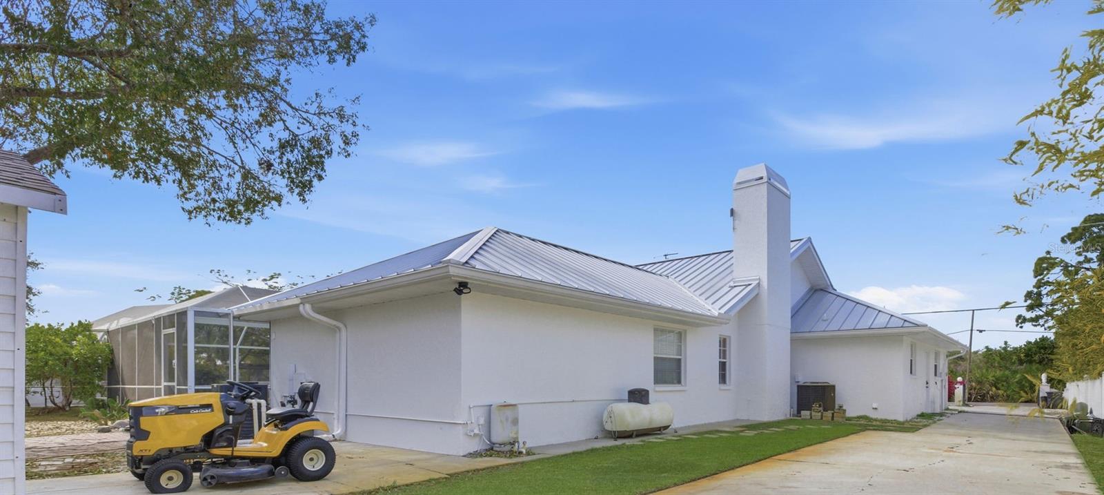 2321 MANASOTA BEACH RD, ENGLEWOOD, FL, 34223