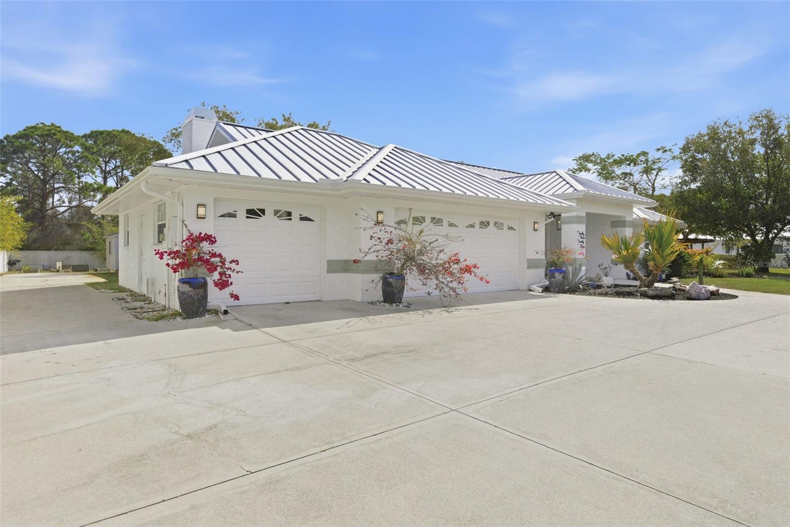 2321 MANASOTA BEACH RD, ENGLEWOOD, FL, 34223