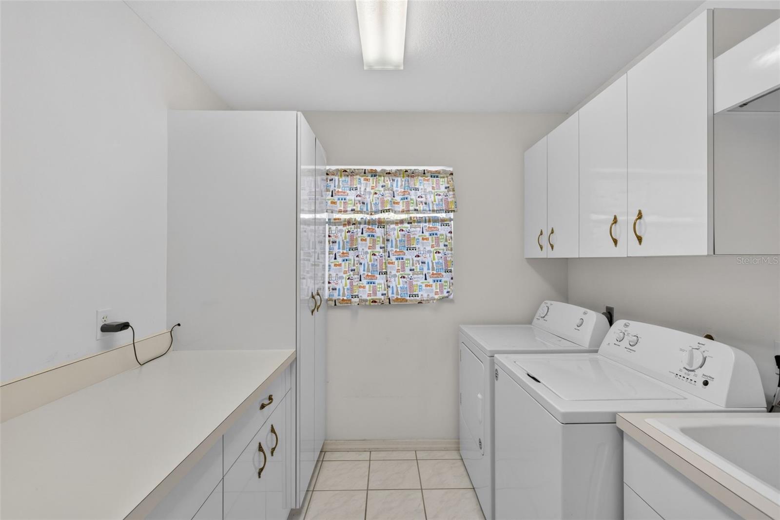 2321 MANASOTA BEACH RD, ENGLEWOOD, FL, 34223