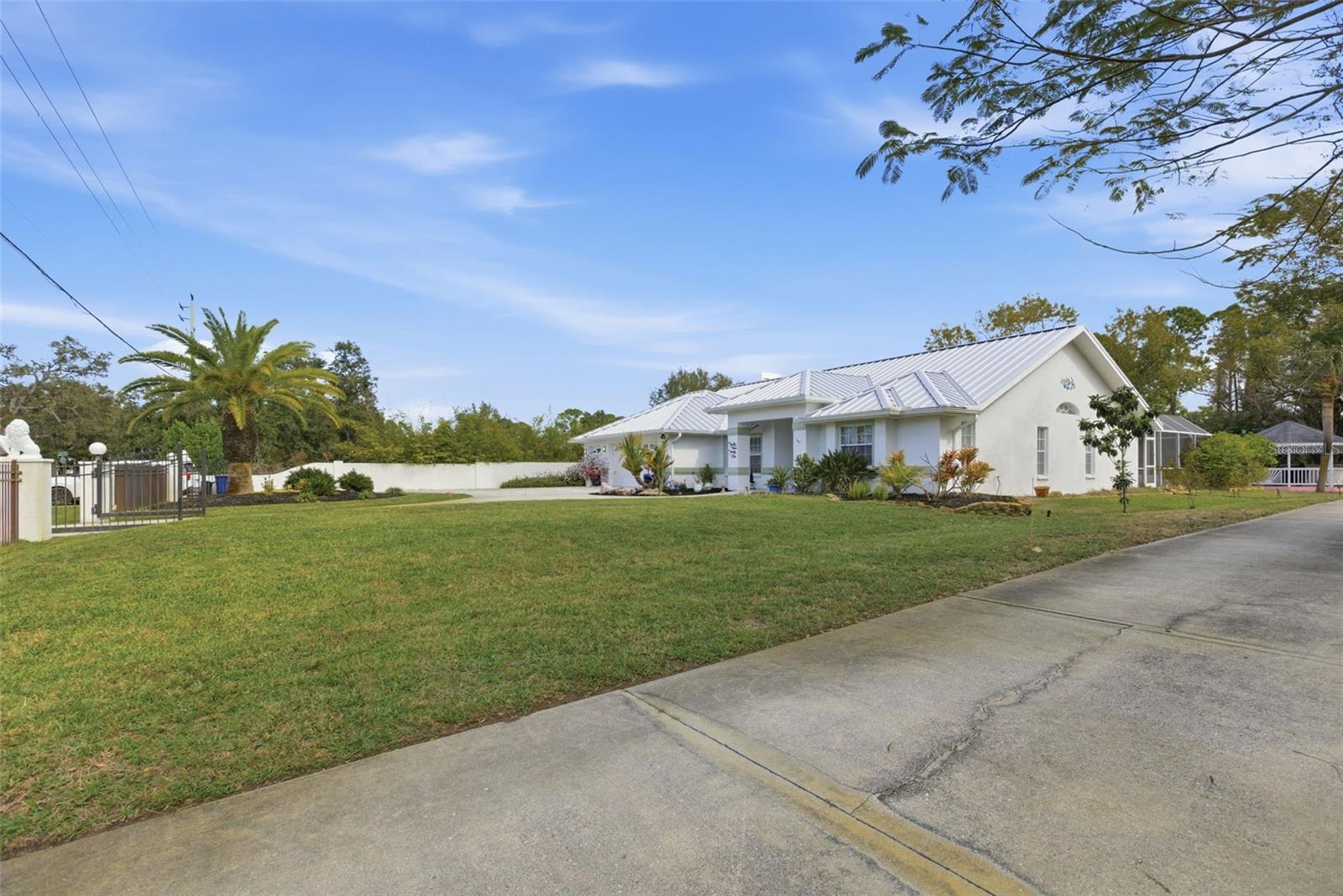 2321 MANASOTA BEACH RD, ENGLEWOOD, FL, 34223