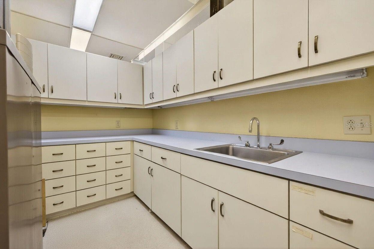 4855 1ST AVE N, ST PETERSBURG, FL, 33713