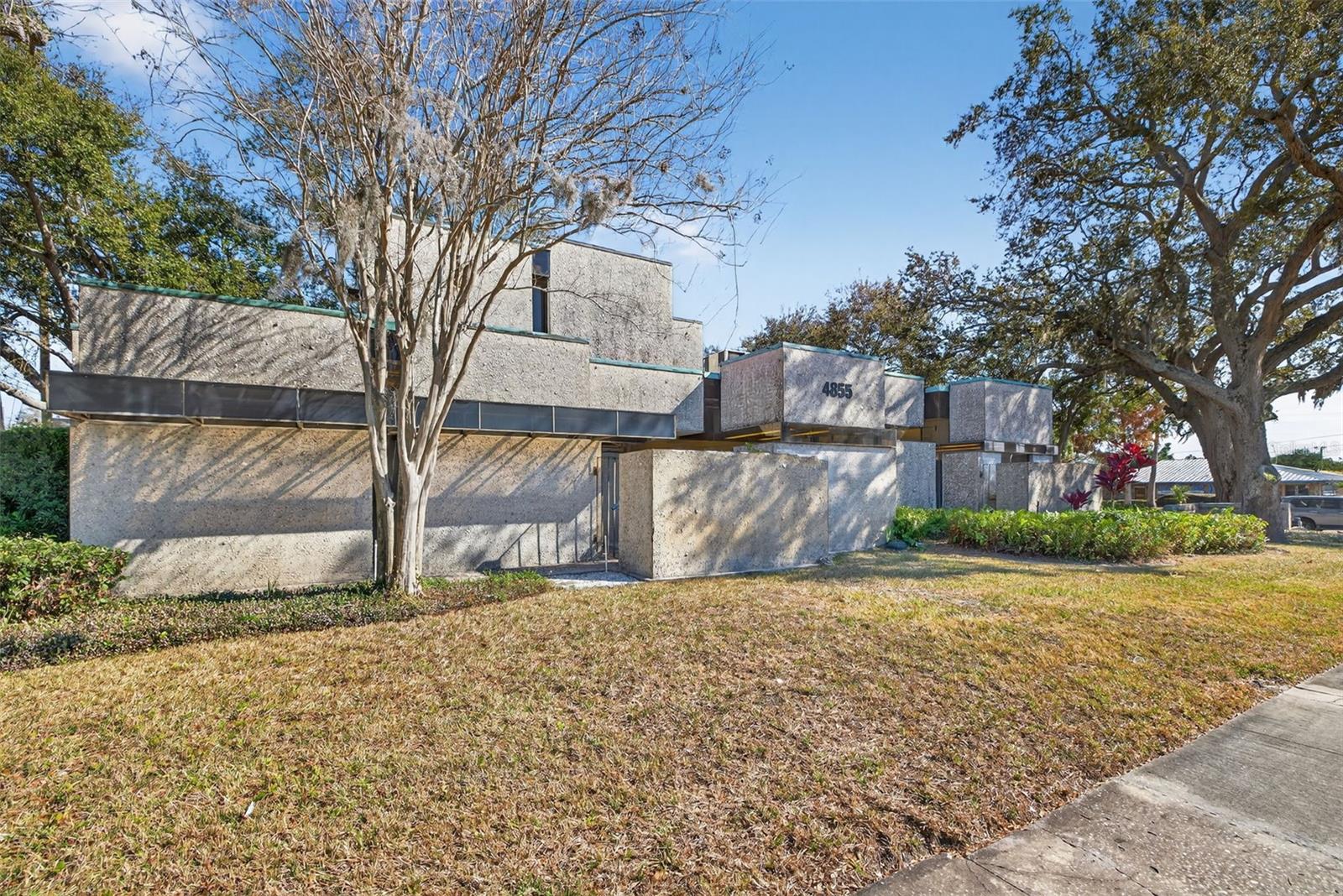 4855 1ST AVE N, ST PETERSBURG, FL, 33713