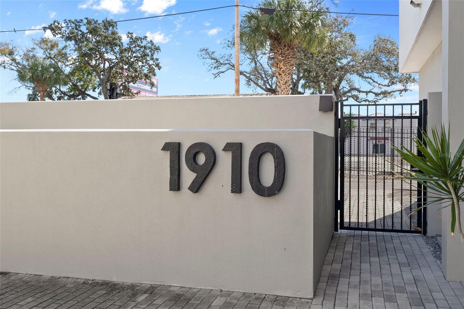 1910 W NORTH A ST #4, TAMPA, FL, 33606