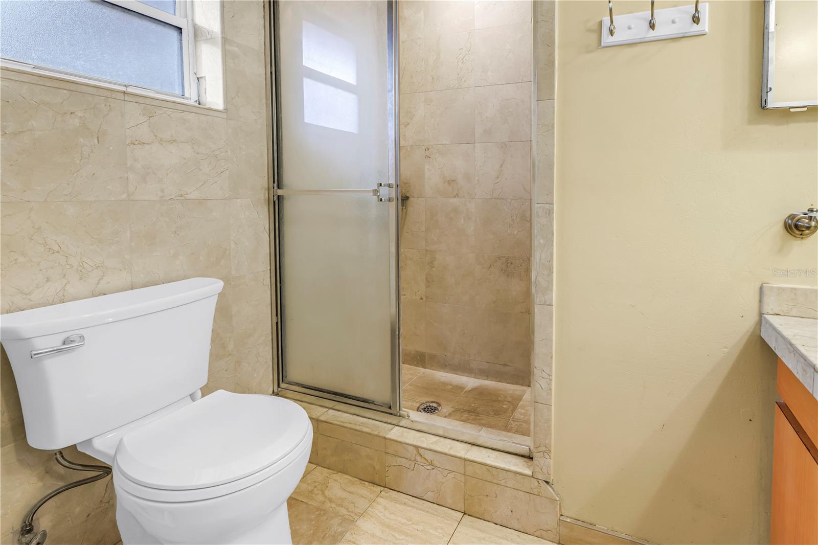 1297 EDEN ISLE BLVD NE, ST PETERSBURG, FL, 33702