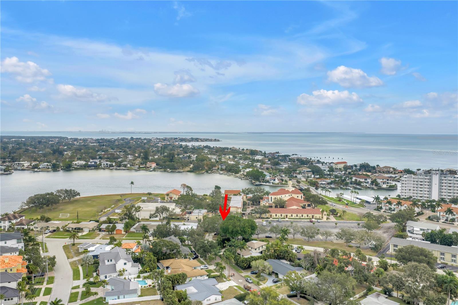 1297 EDEN ISLE BLVD NE, ST PETERSBURG, FL, 33702