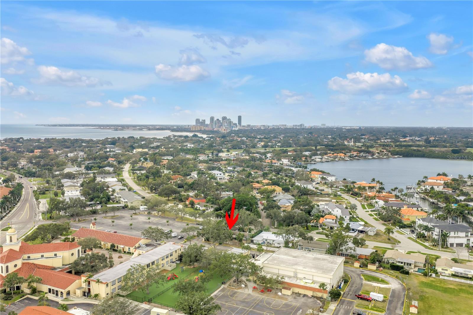 1297 EDEN ISLE BLVD NE, ST PETERSBURG, FL, 33702