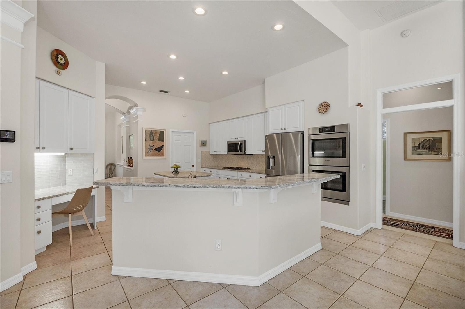 7933 WYNDHAM CT, UNIVERSITY PARK, FL, 34201