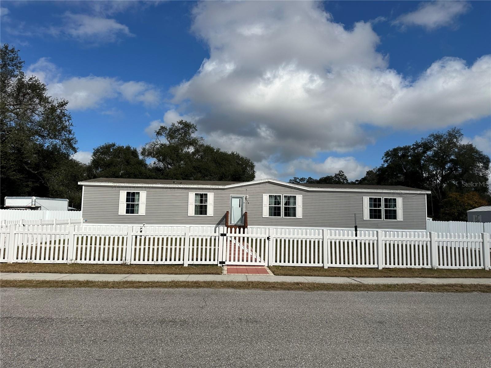 618 1ST ST, POLK CITY, FL, 33868