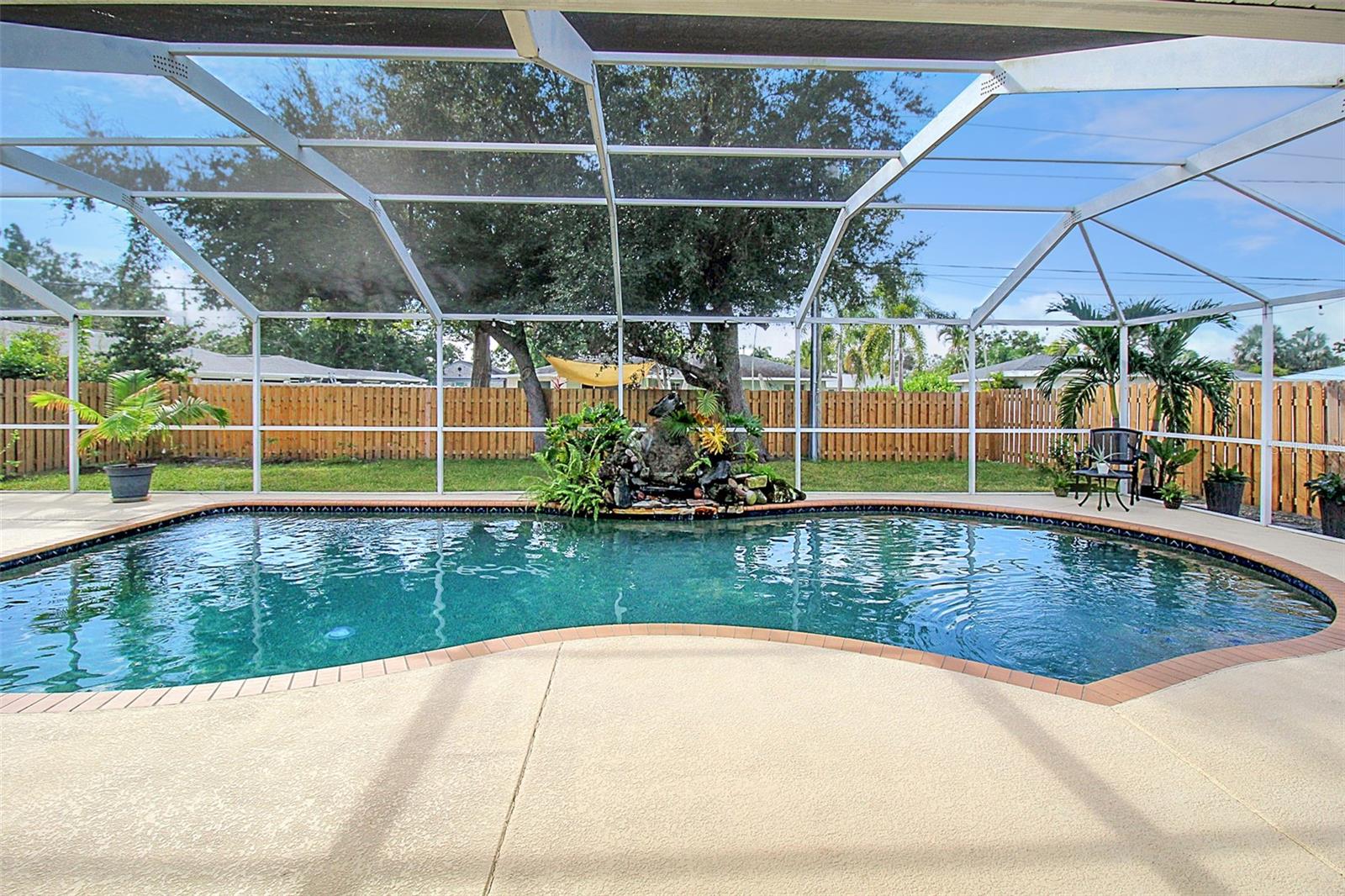 5111 13TH AVENUE DR W, BRADENTON, FL, 34209