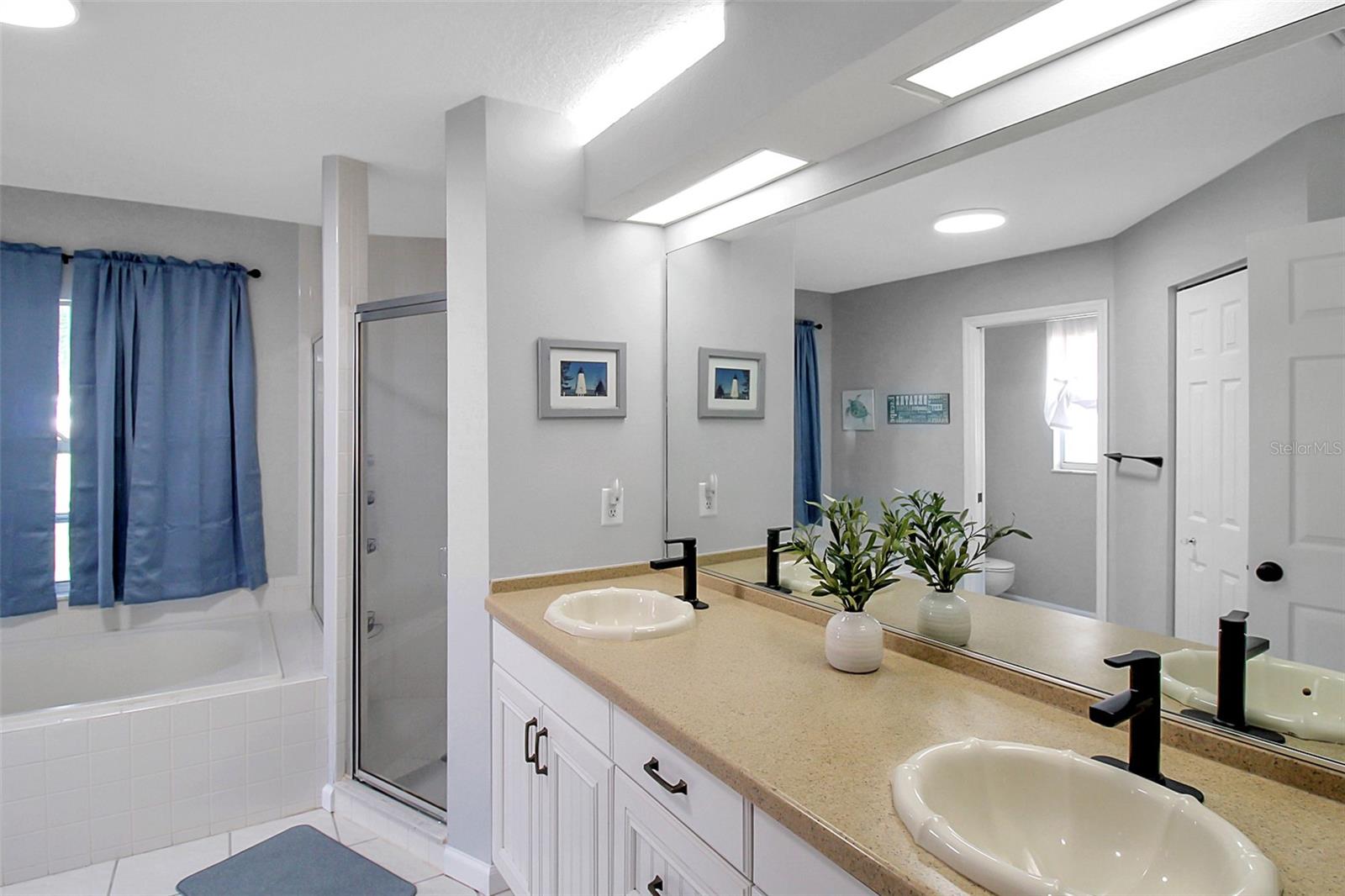 5111 13TH AVENUE DR W, BRADENTON, FL, 34209