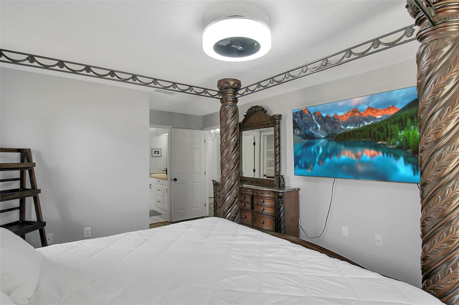 5111 13TH AVENUE DR W, BRADENTON, FL, 34209