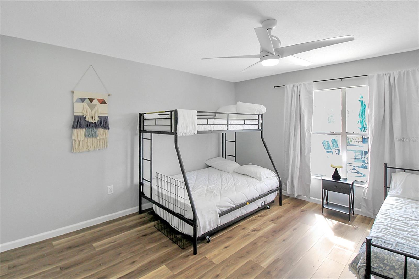 5111 13TH AVENUE DR W, BRADENTON, FL, 34209