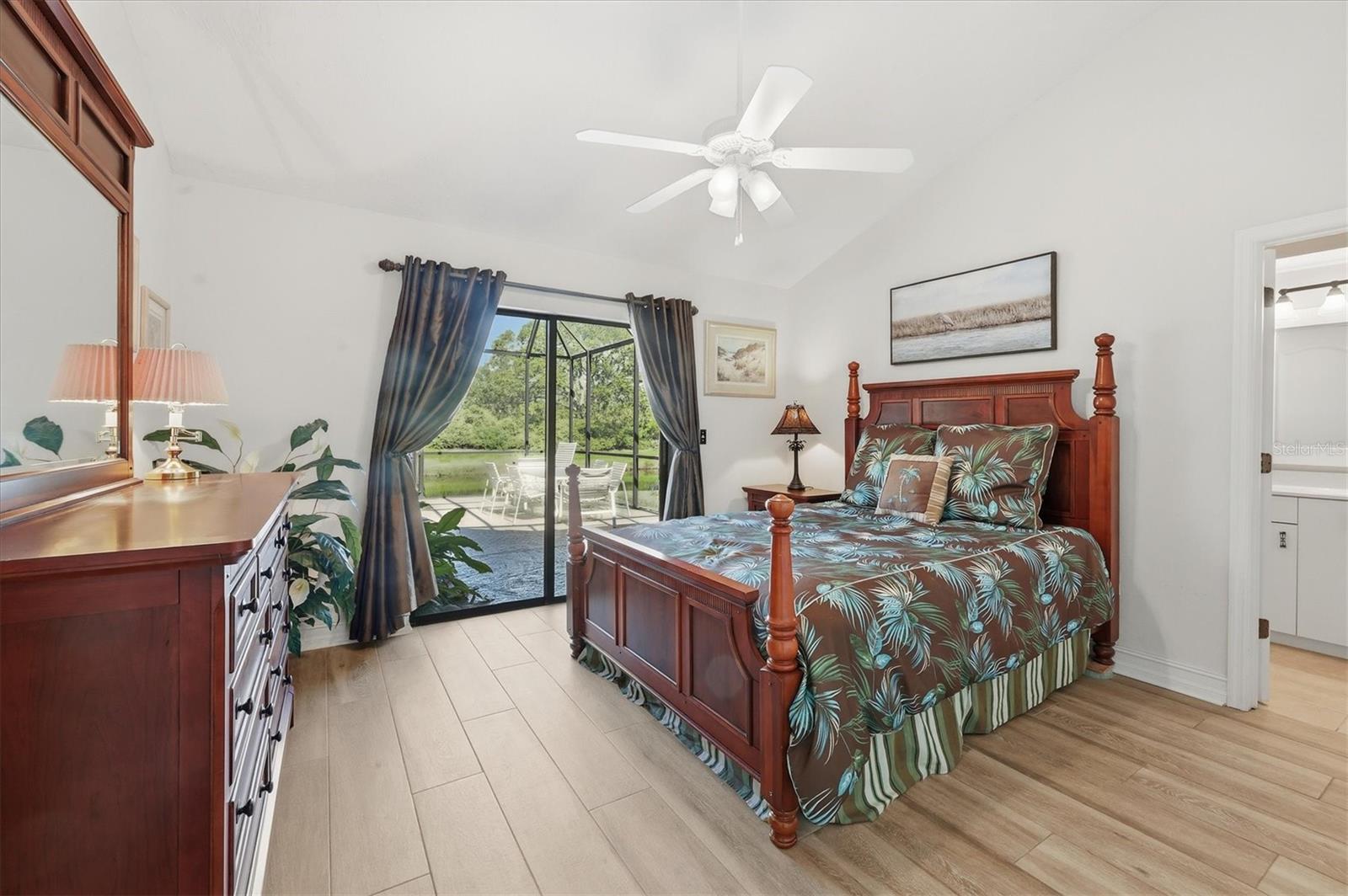 4221 ESCONDITO CIR, SARASOTA, FL, 34238