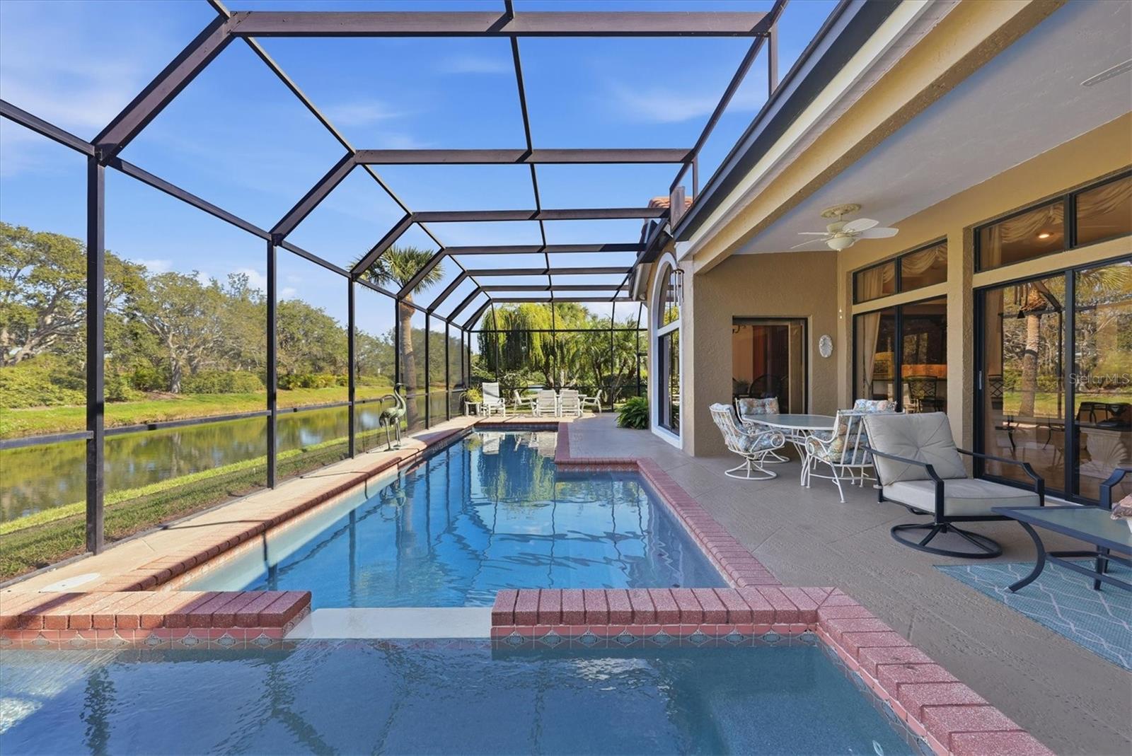 4221 ESCONDITO CIR, SARASOTA, FL, 34238