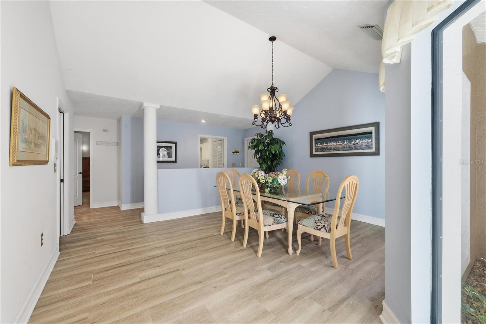 4221 ESCONDITO CIR, SARASOTA, FL, 34238