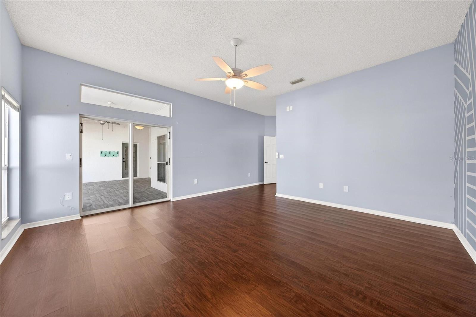 2132 TIPTREE CIR, ORLANDO, FL, 32837