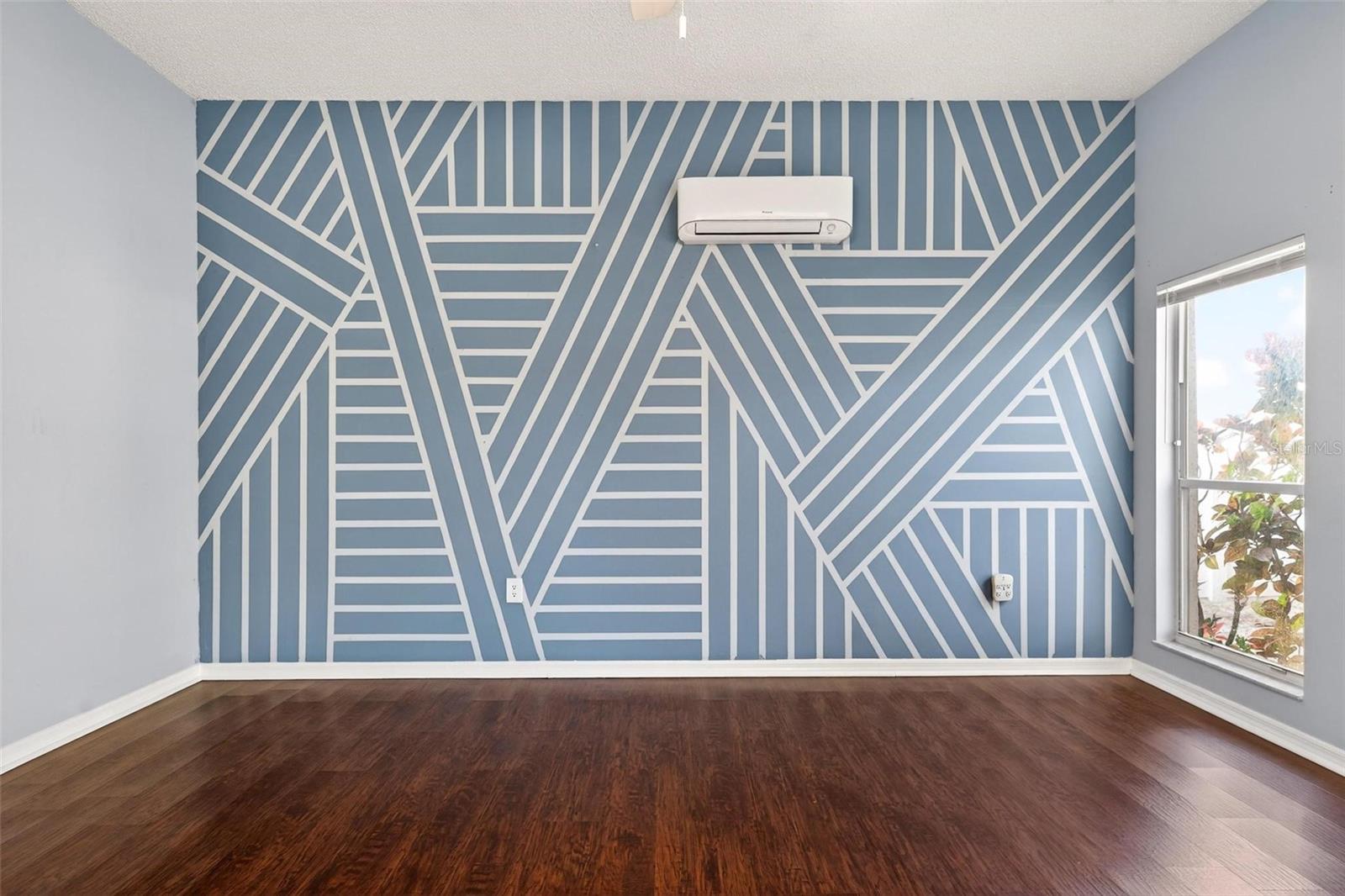 2132 TIPTREE CIR, ORLANDO, FL, 32837