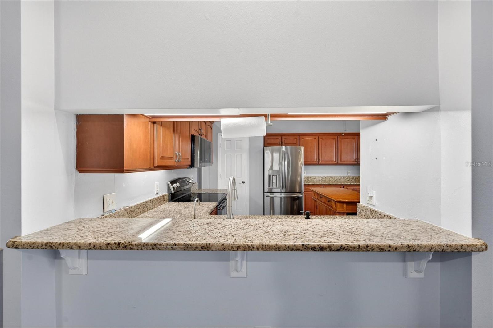 2132 TIPTREE CIR, ORLANDO, FL, 32837