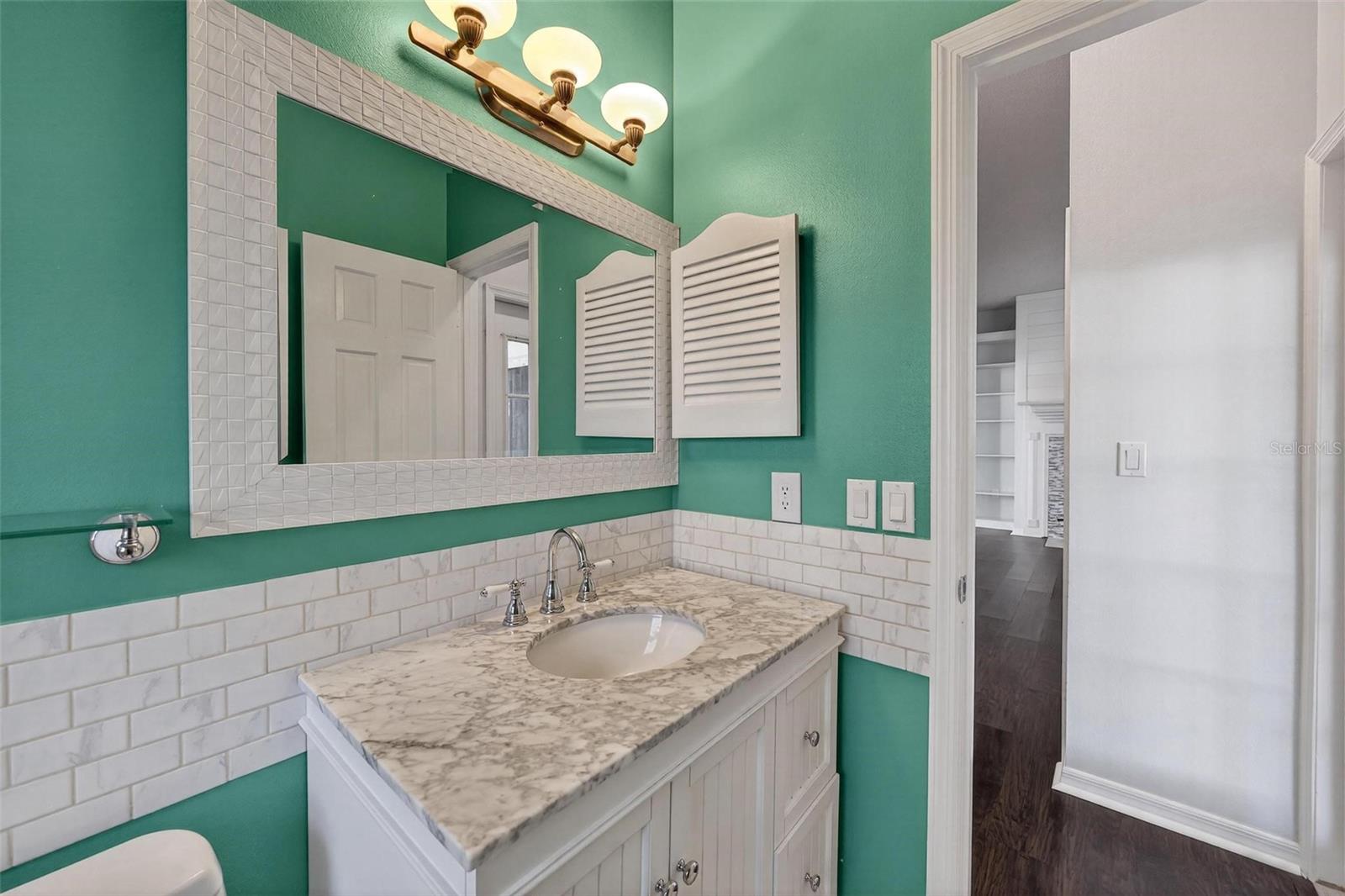 2132 TIPTREE CIR, ORLANDO, FL, 32837