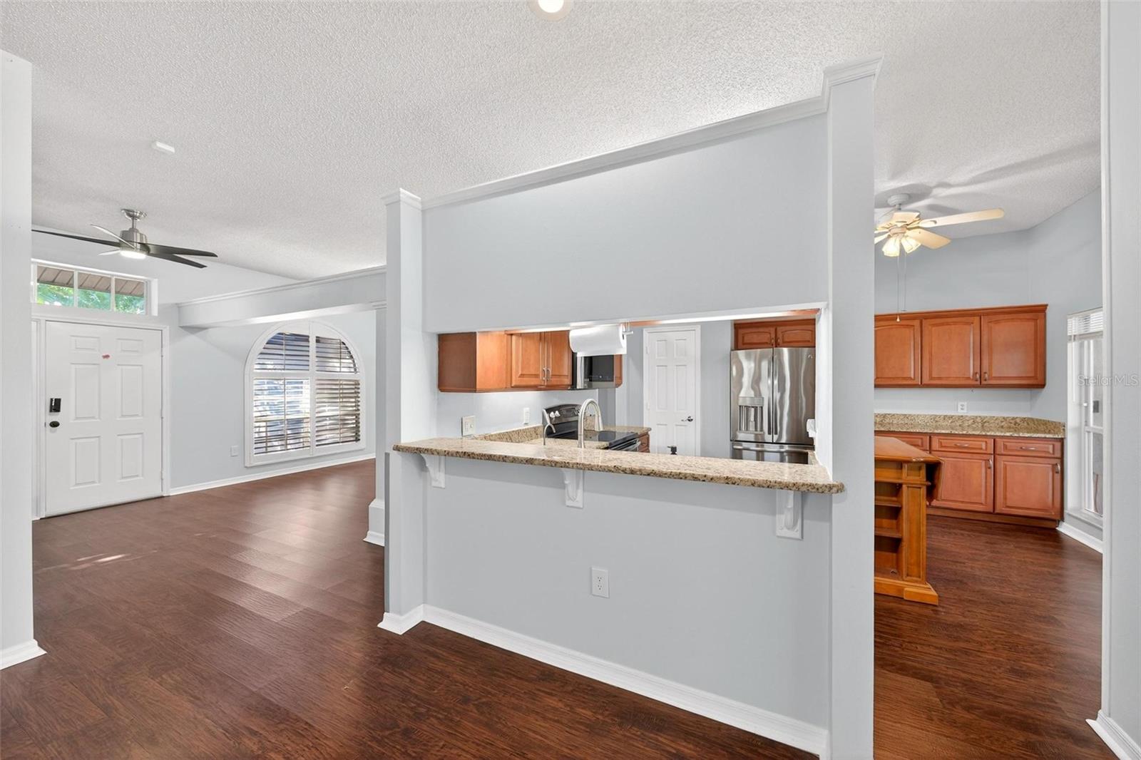 2132 TIPTREE CIR, ORLANDO, FL, 32837